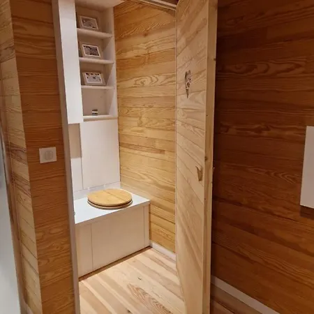 L'ecolodge De Laeti Bed & Breakfast 3*