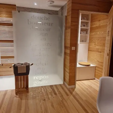 לינה וארוחת בוקר L'ecolodge De Laeti *
