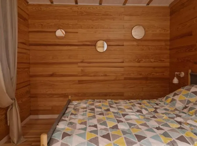 住宿加早餐酒店 L'ecolodge De Laeti 吕内维尔