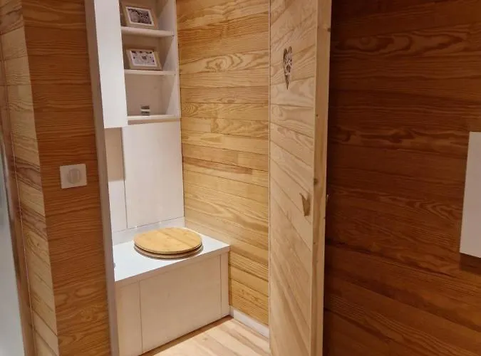 L'ecolodge De Laeti 住宿加早餐酒店 3*