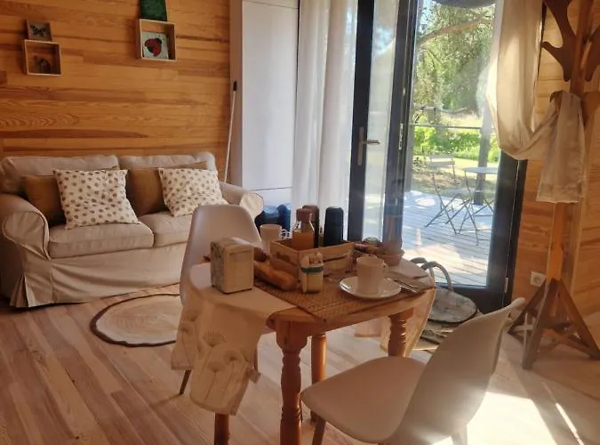 L'ecolodge De Laeti 住宿加早餐酒店