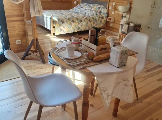 L'ecolodge De Laeti 3*